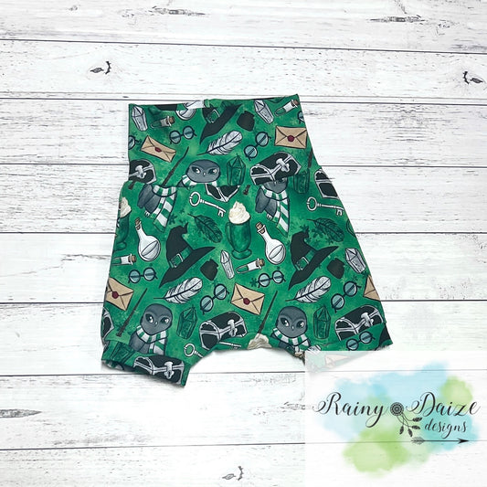 Size 3-12m GWM HP Shorts